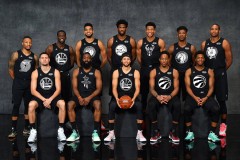 东契奇创队史得分纪录，逆境中成为球队领袖